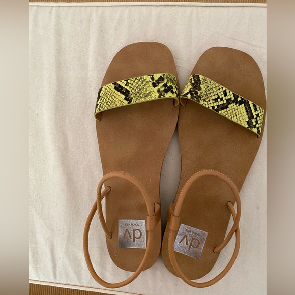 Dolce Vita Sandals - Picture 2 of 5